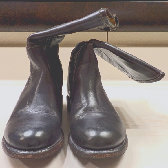 Bed|Stu Distressed Black Leather Boots ~ Sz 7 - Picture 2 of 10